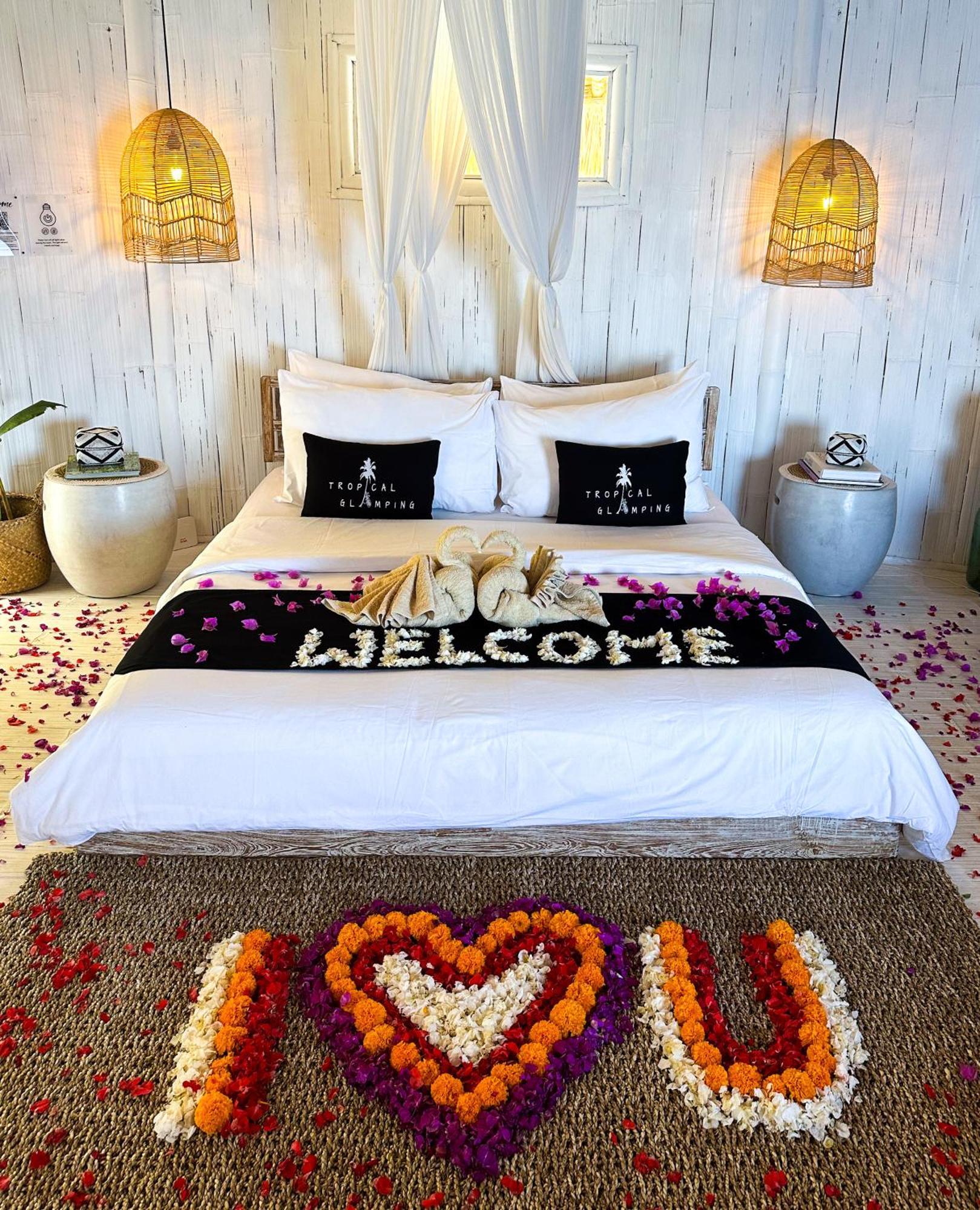 Tropical Glamping Nusa Penida Diamond Beach - Cliff Side Edge Polilit المظهر الخارجي الصورة