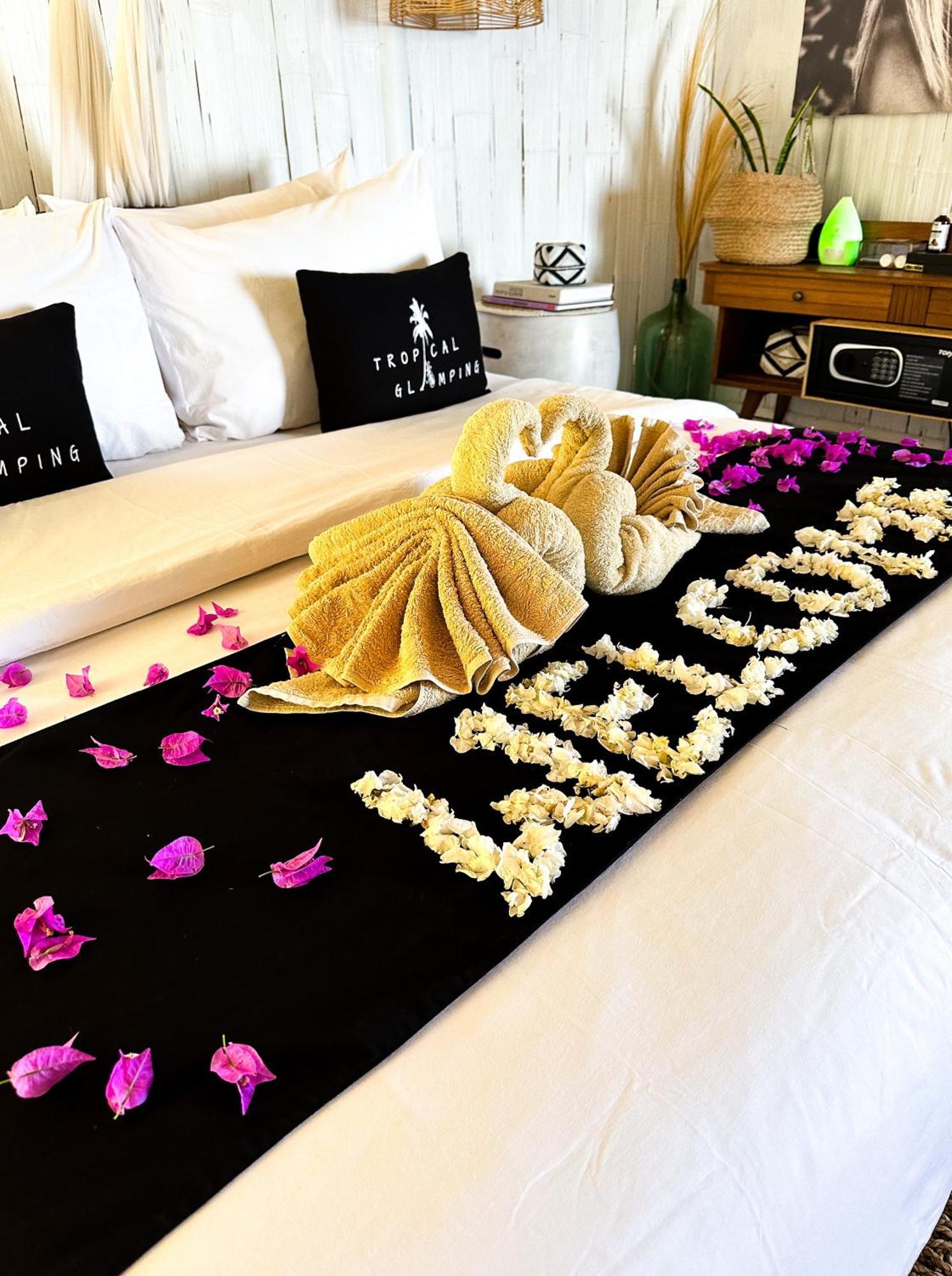 Tropical Glamping Nusa Penida Diamond Beach - Cliff Side Edge Polilit المظهر الخارجي الصورة
