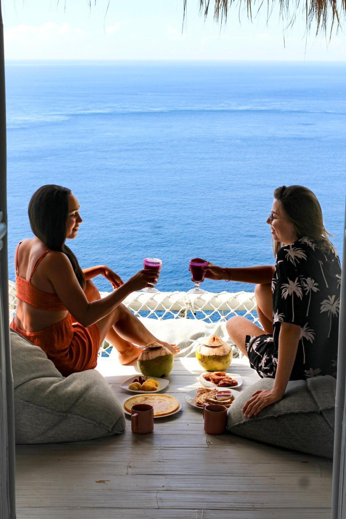 Tropical Glamping Nusa Penida Diamond Beach - Cliff Side Edge Polilit المظهر الخارجي الصورة