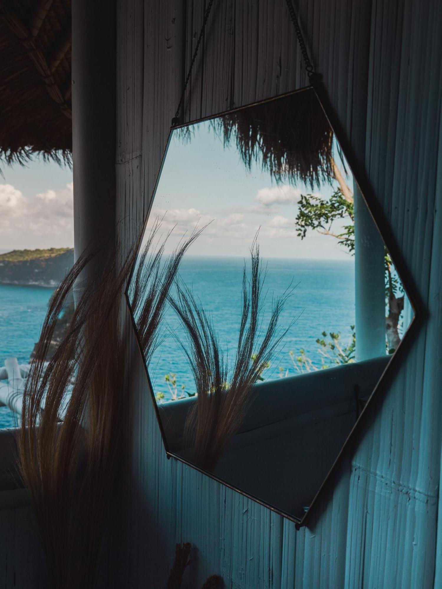 Tropical Glamping Nusa Penida Diamond Beach - Cliff Side Edge Polilit المظهر الخارجي الصورة